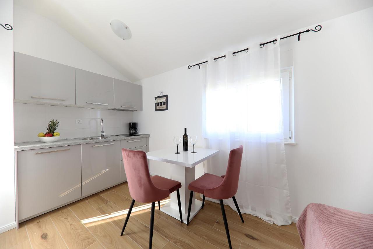 Apartments Doris Zadar Exterior photo